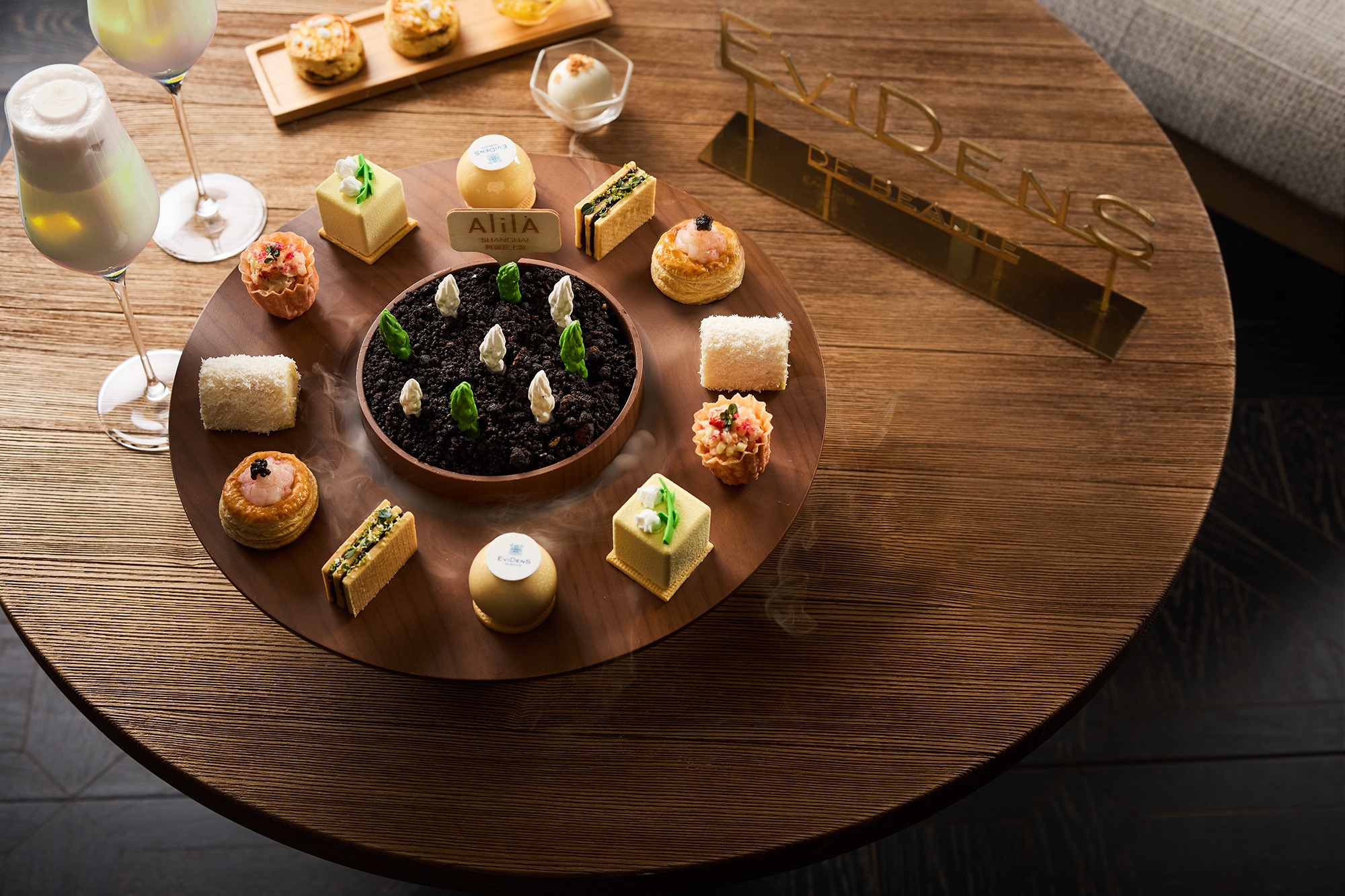 阿丽拉上海携手EviDenS de Beauté伊菲丹推出春季限定主题下午茶